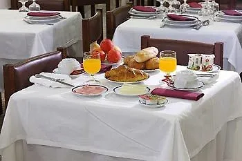 Отель Coracao De Boutique 3*